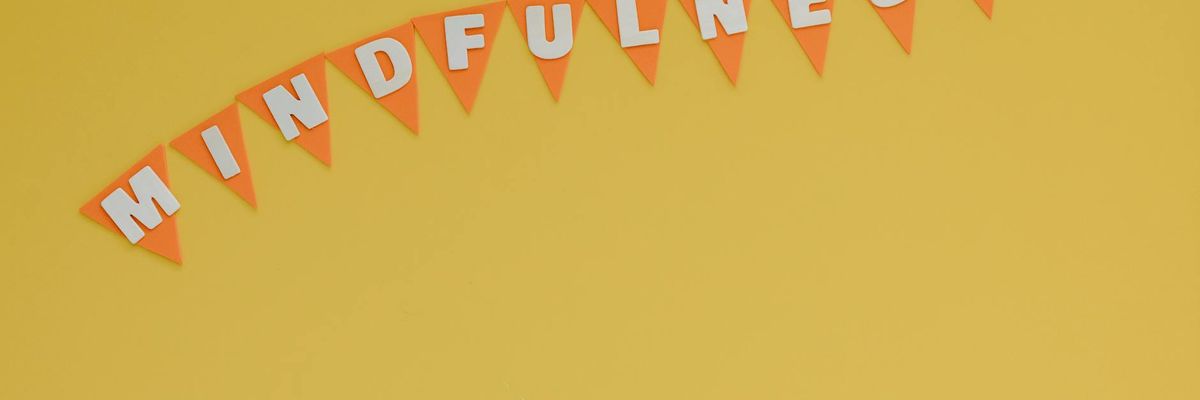 Wide abstract visualization of focus and mental clarity